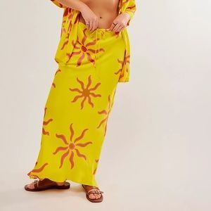 NWT Kinga Csilla Sole Column Skirt